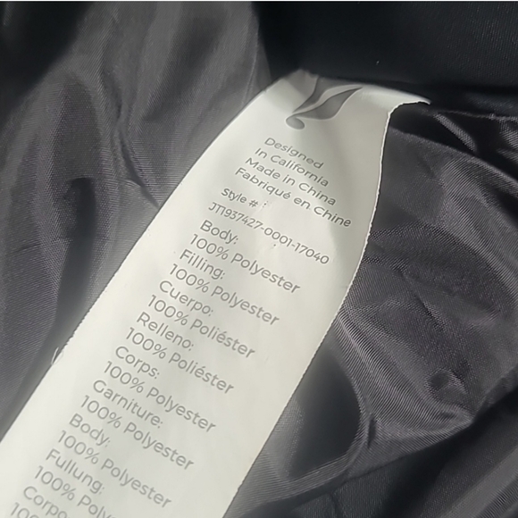 Fabletics Puffer Coat - Picture 4 of 9